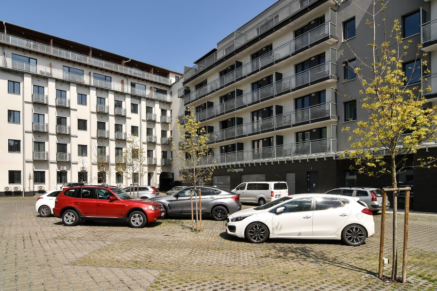 Pronájem bytu 2+kk nebo 3+kk v Brně, 100 m2, s terasou a balkonem
